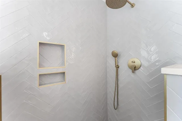 $639,000 | 131 Sandpiper Lane, Lake Charles, LA 70607