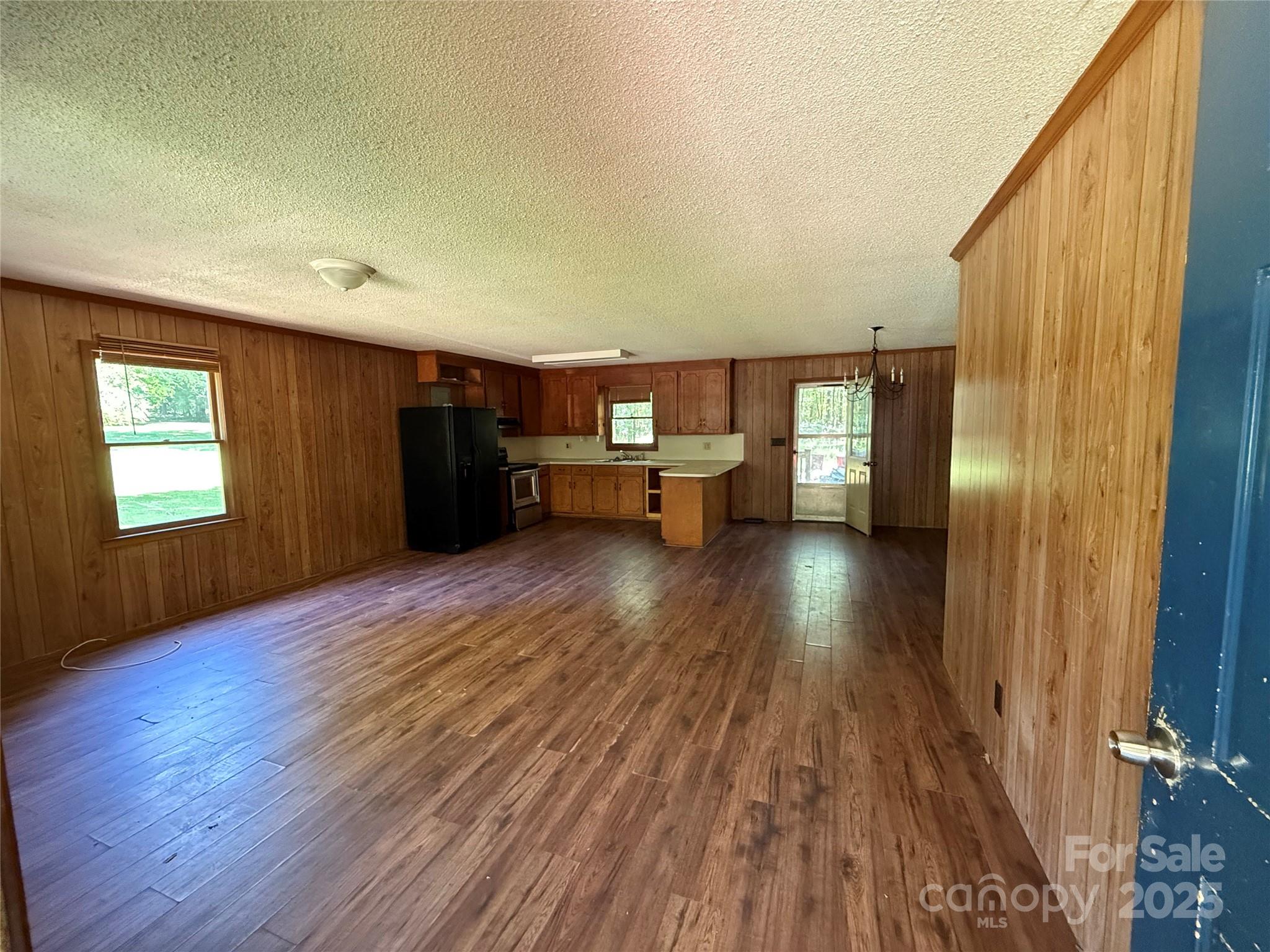 5881 Robinhood Road Fort Lawn, SC 29714 - Photo 6 of 17 Gallery Image 6
