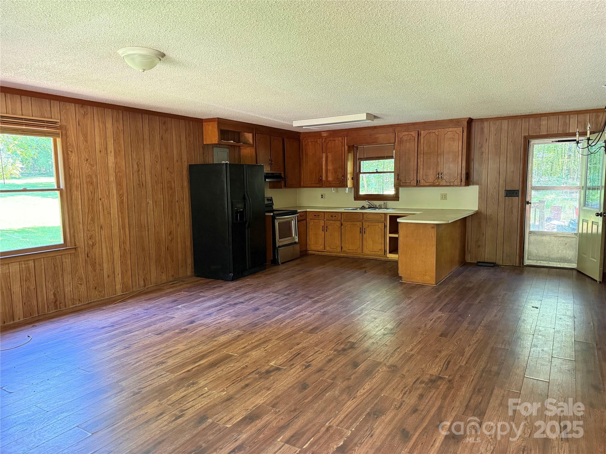 5881 Robinhood Road Fort Lawn, SC 29714 - Photo 7 of 17 Gallery Image 7