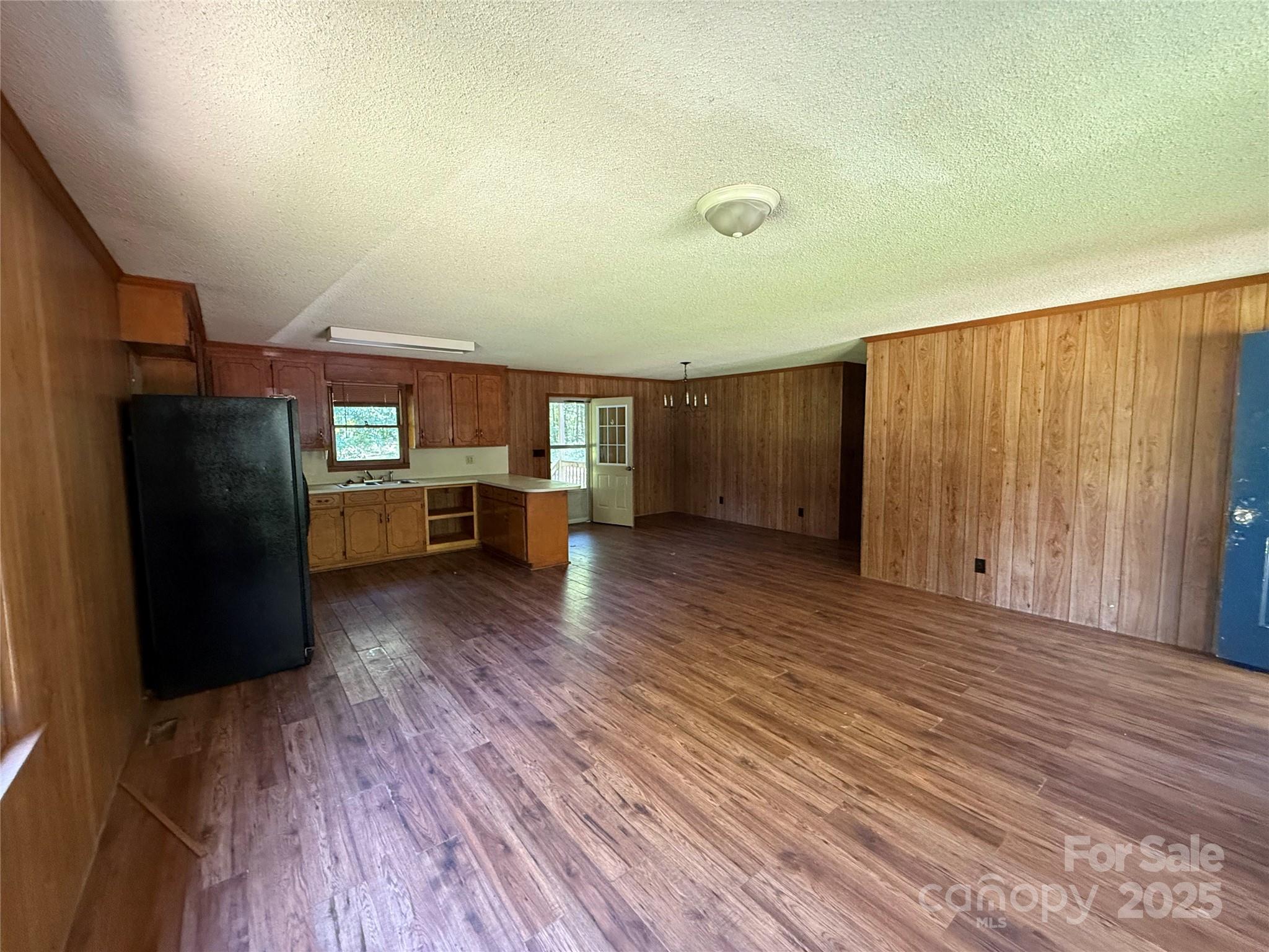 5881 Robinhood Road Fort Lawn, SC 29714 - Photo 9 of 17 Gallery Image 9