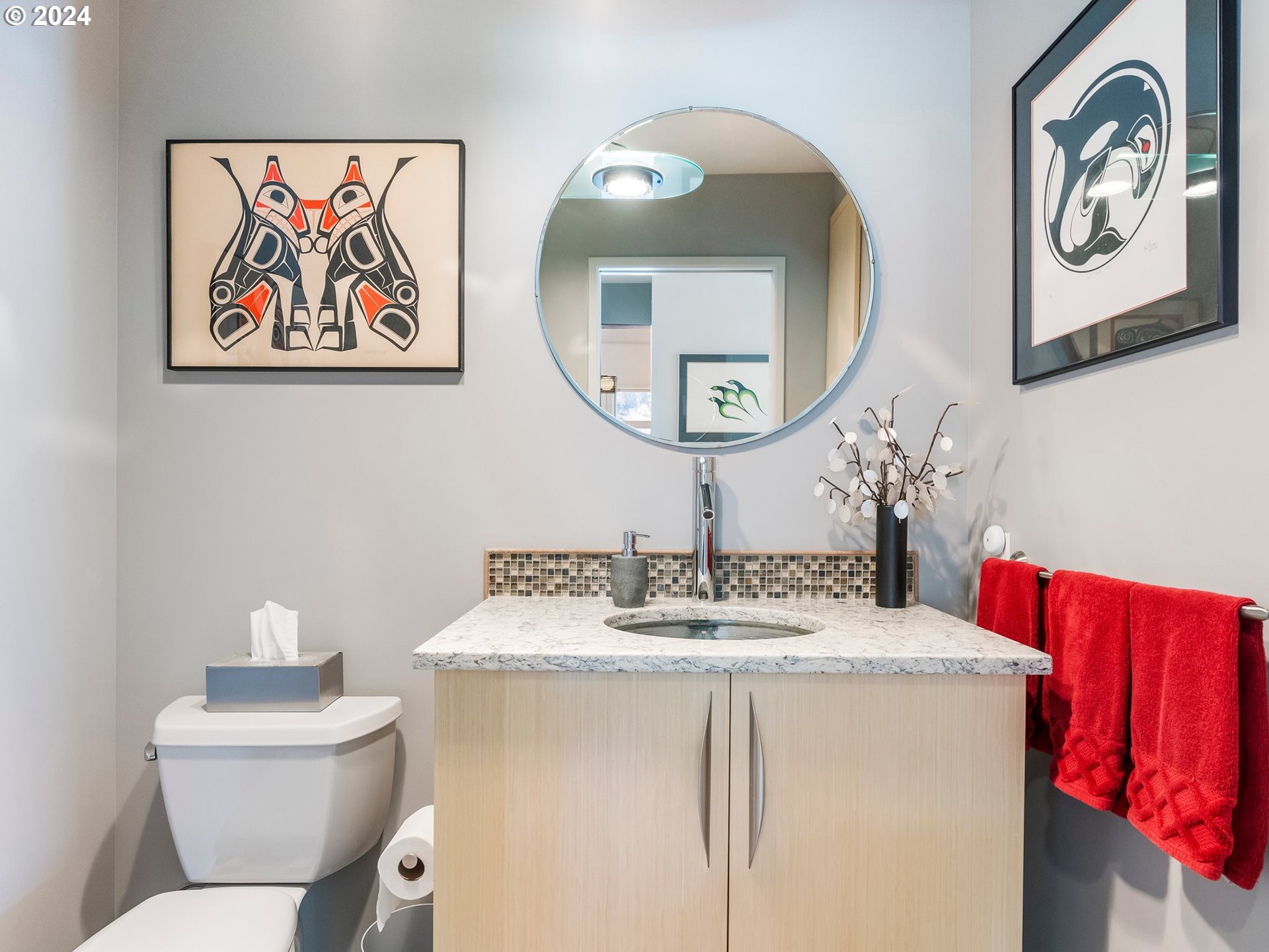 222 Southeast Spokane Street, Unit 3 Portland, OR 97202 - Photo 19 of 47 a bathroom with a toilet and a sink