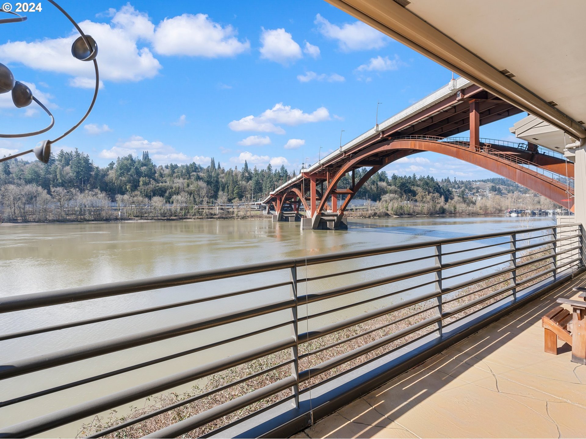 222 Southeast Spokane Street, Unit 3 Portland, OR 97202 - Photo 30 of 47 a view of entryway
