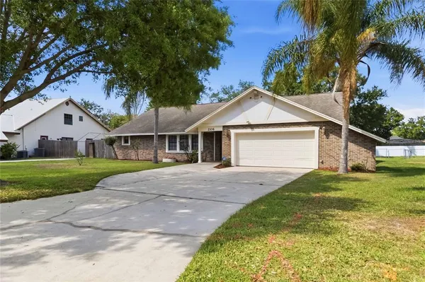$425,000 | 2106 Peach Tree Boulevard, St. Cloud, FL 34769