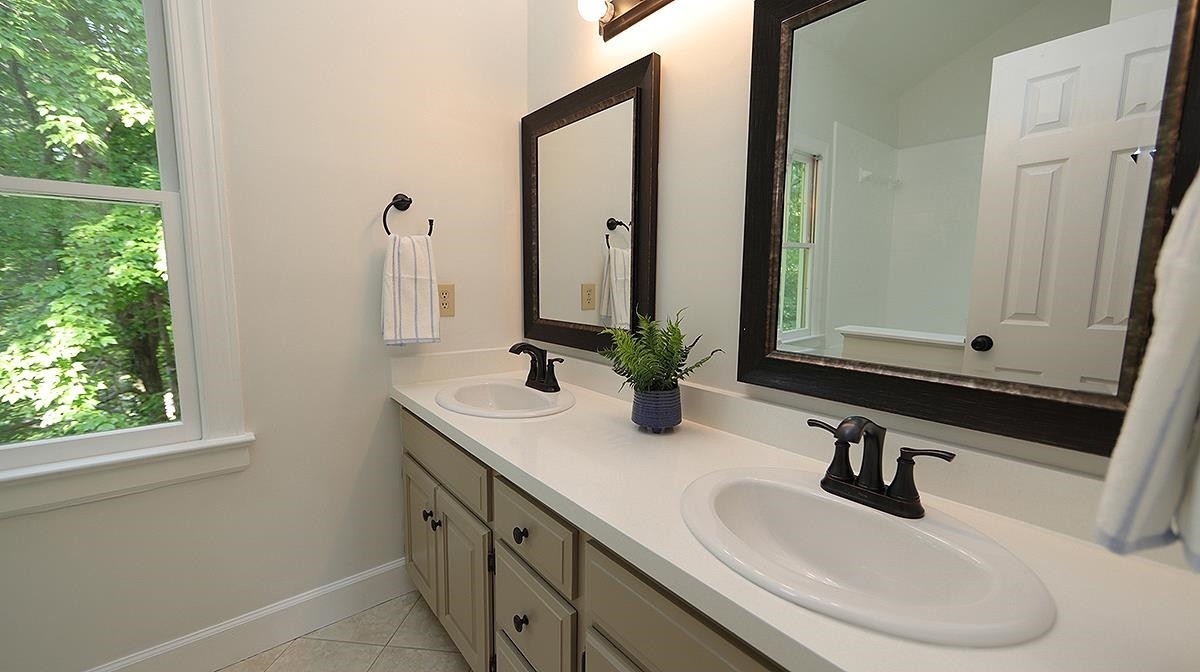4505 Fortingale Circle Raleigh, NC 27613 - Photo 9 of 14 Photo 9