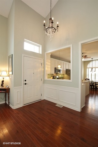 2 Edgebrook Court, Unit 2 Algonquin, IL 60102 - Photo 2 of 19