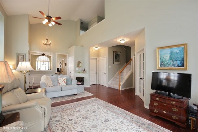 2 Edgebrook Court, Unit 2 Algonquin, IL 60102 - Photo 4 of 19