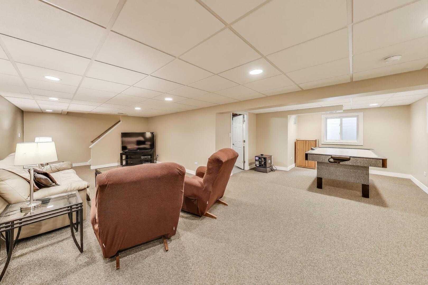 206 West Hintz Road Arlington Heights, IL 60004 - Photo 27 of 42