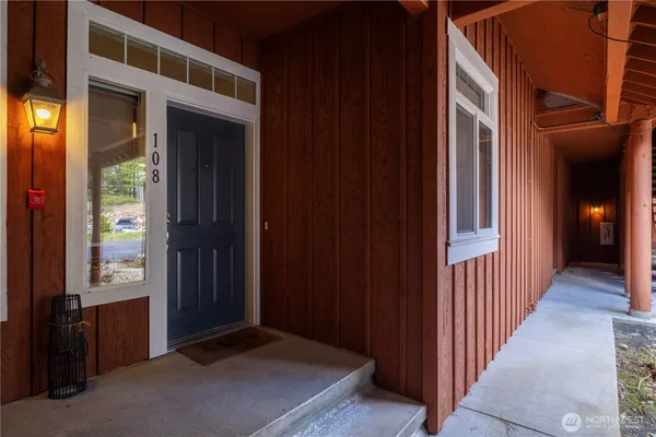$399,500 | 20701 Club House Drive, Unit 108, Leavenworth, WA 98826