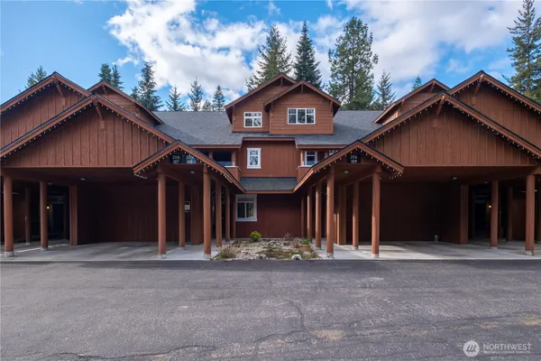$399,500 | 20701 Club House Drive, Unit 108, Leavenworth, WA 98826