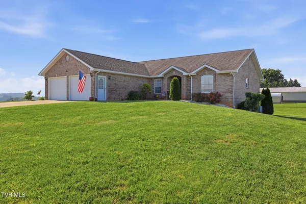 $469,900 | 3746 Old Stage Road, Chuckey, TN 37641