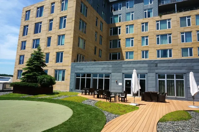 $3,750 | 10-40 Nouvelle Way, Unit 748N, Natick, MA 01760