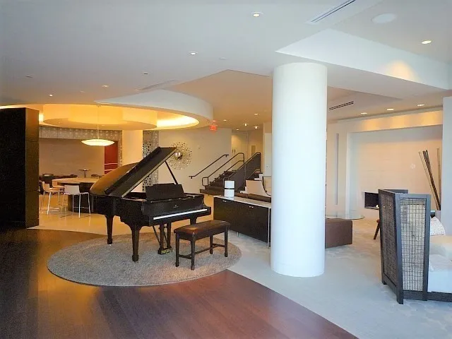 $3,750 | 10-40 Nouvelle Way, Unit 748N, Natick, MA 01760