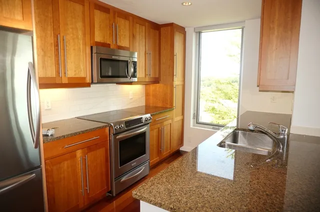 $3,750 | 10-40 Nouvelle Way, Unit 748N, Natick, MA 01760