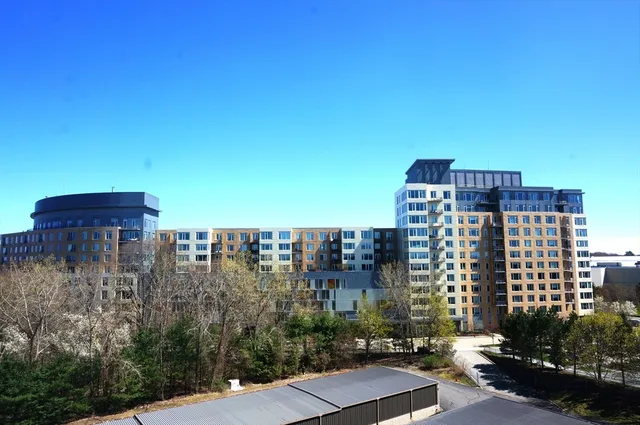 $3,750 | 10-40 Nouvelle Way, Unit 748N, Natick, MA 01760