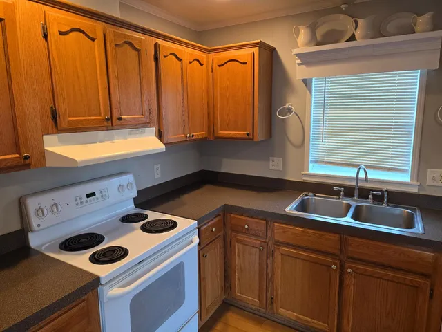 $234,900 | 615 Brickyard Drive, Sunman, IN 47041