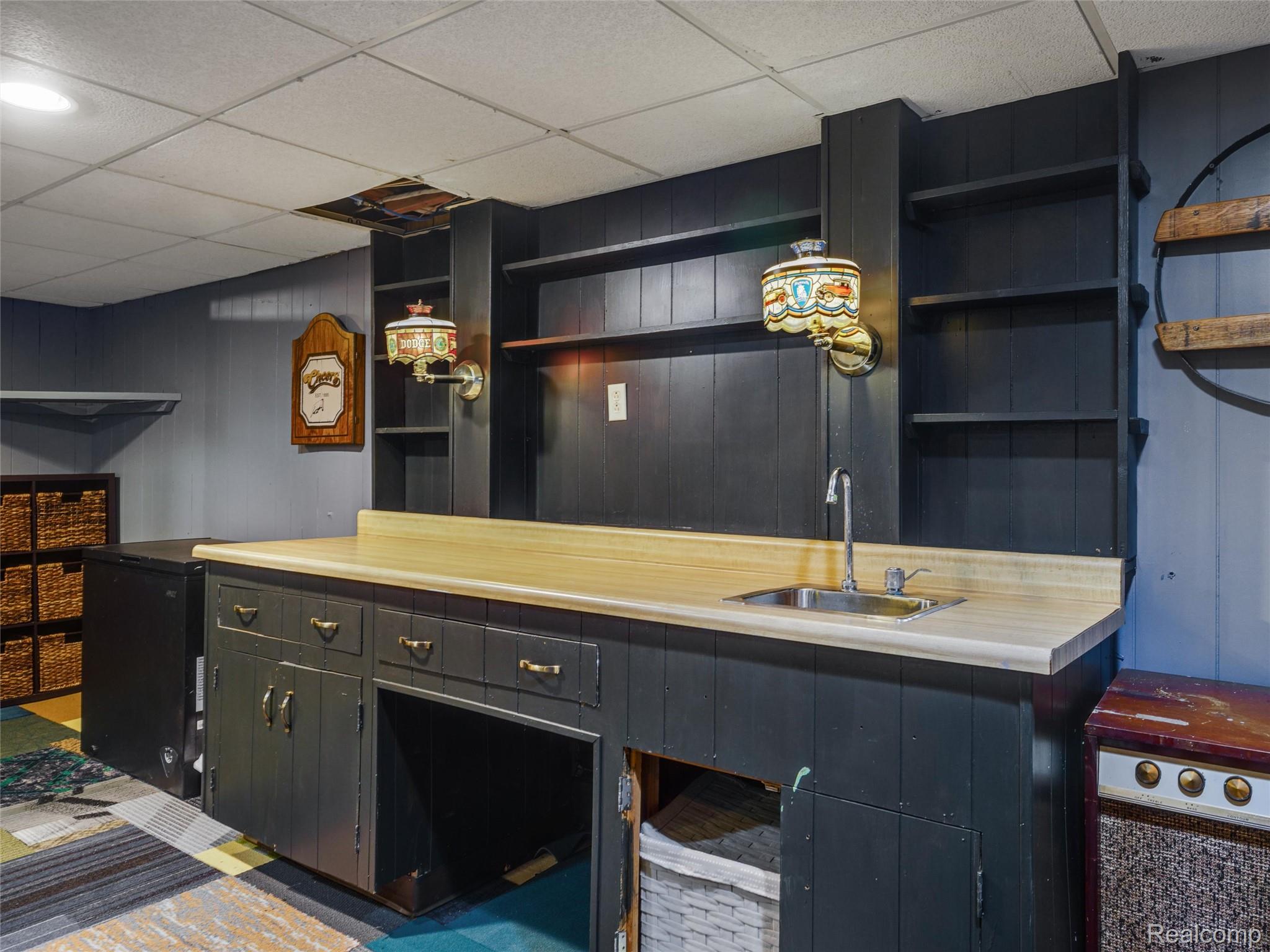 2143 Avoncrest Drive Rochester, MI 48309 - Photo 31 of 44 Mini kitchen area in basement