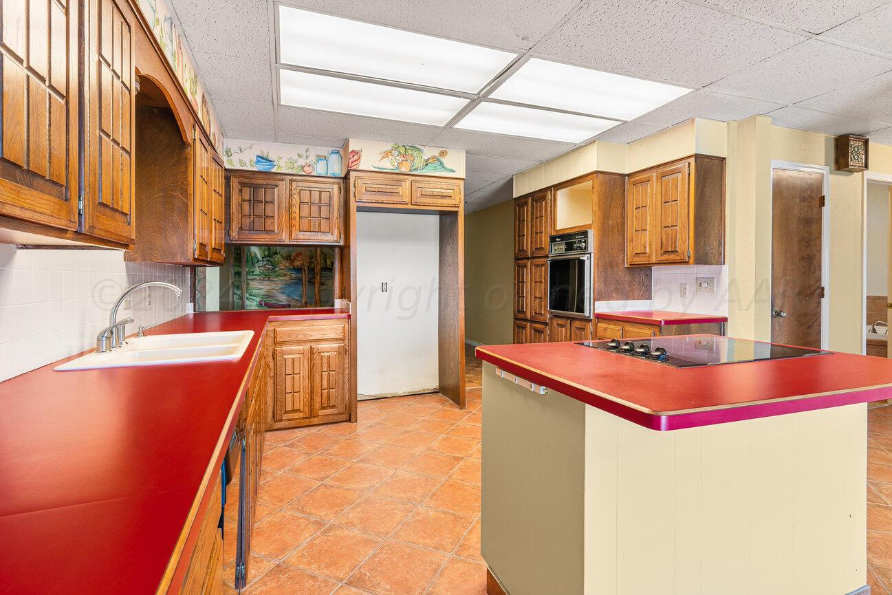 5403 West Cemetery Road Canyon, TX 79015 - Photo 19 of 56 Kitchen