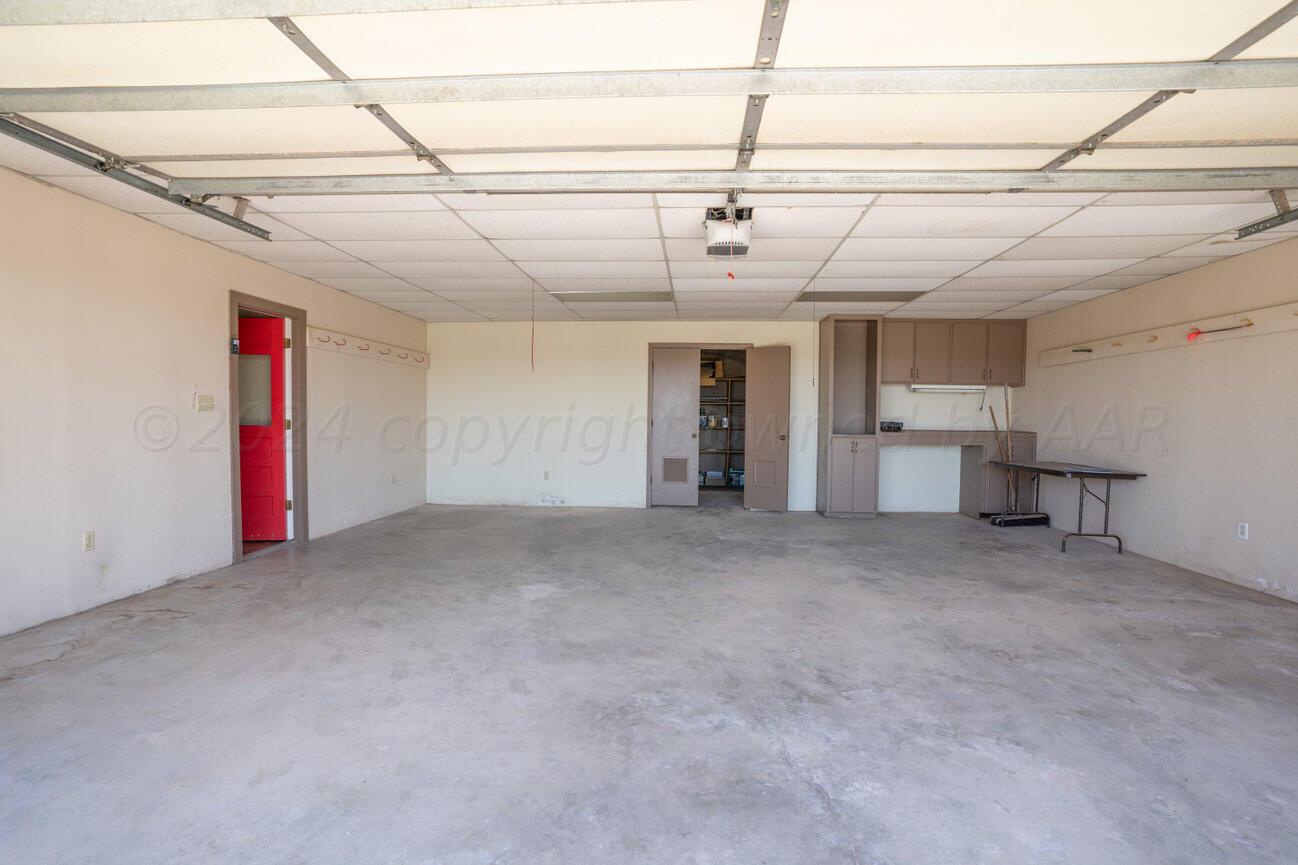 5403 West Cemetery Road Canyon, TX 79015 - Photo 51 of 56 Garage