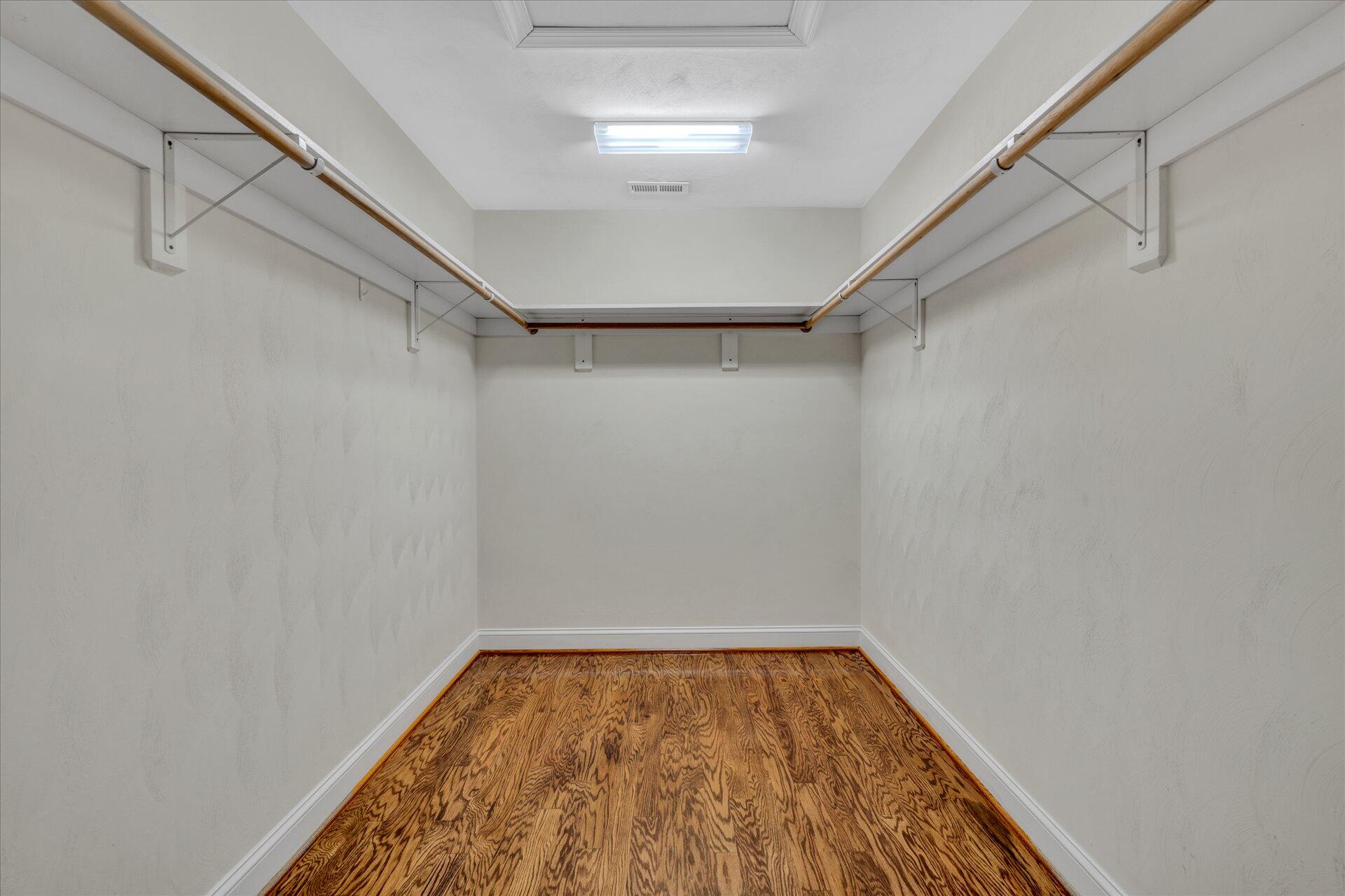 4232 Carr Rouse Road Roanoke, VA 24014 - Photo 29 of 47 26-DSC2306