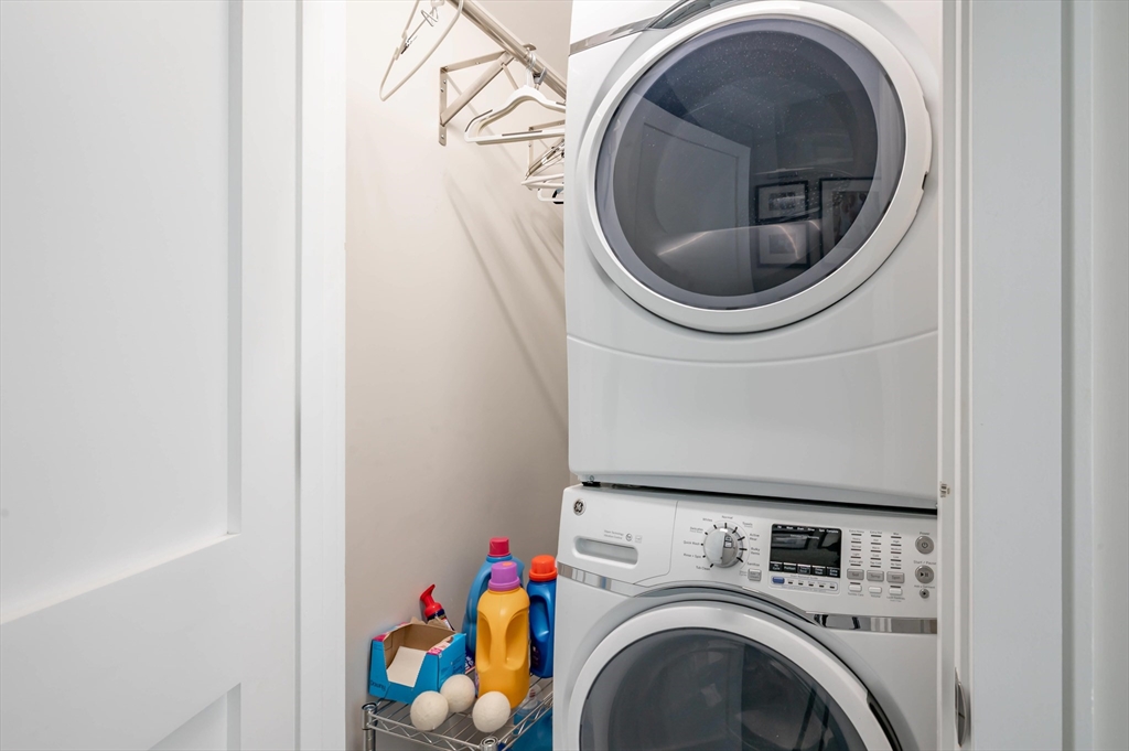 78 Thatcher Road, Unit 6 Gloucester, MA 01930 - Photo 37 of 41 a utility room with dryer and washer