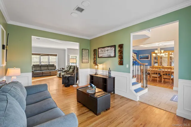 $875,000 | 4 Makan Road, Monroe, NY 10950