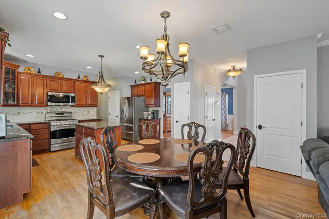 $875,000 | 4 Makan Road, Monroe, NY 10950