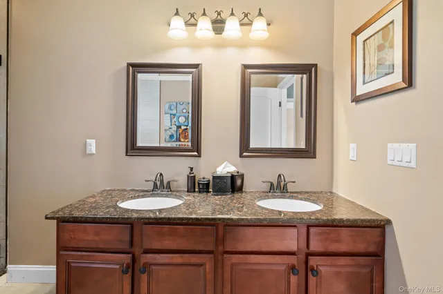 $875,000 | 4 Makan Road, Monroe, NY 10950