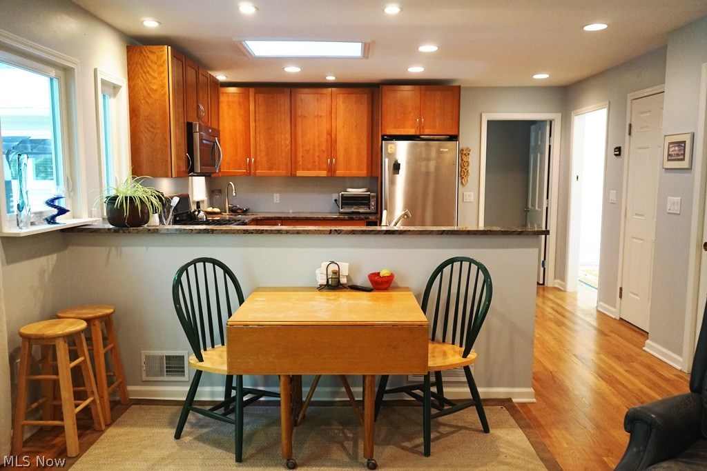 2314 Lamberton Road Cleveland, OH 44118 - Photo 13 of 25