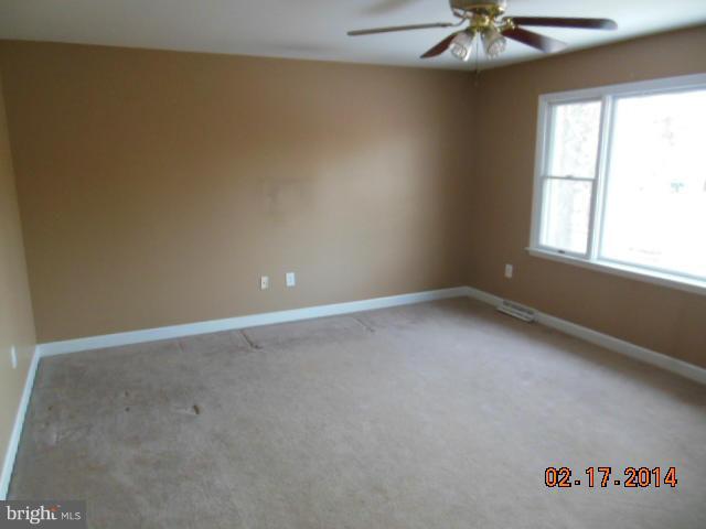 1163 Calvert Beach Road St. Leonard, MD 20685 - Photo 3 of 13 Living Room