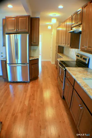 $2,200 | 67 Warren Street, Unit 2, New Haven, CT 06511