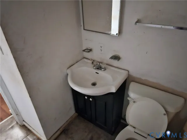 $125,000 | Undisclosed Address, Blackstone, VA 23824