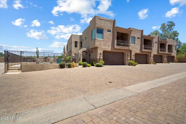 $3,500 | 6434 East Military Road, Unit 108, Cave Creek, AZ 85331