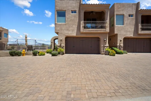 $3,500 | 6434 East Military Road, Unit 108, Cave Creek, AZ 85331