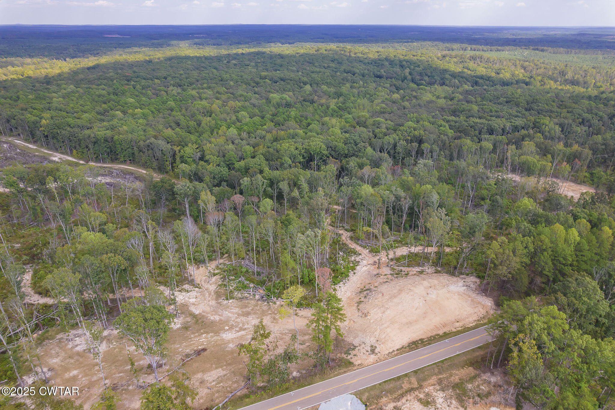 0 Tn-225 Henderson, TN 38340 - Photo 9 of 11 a view of an outdoor space with a lake view