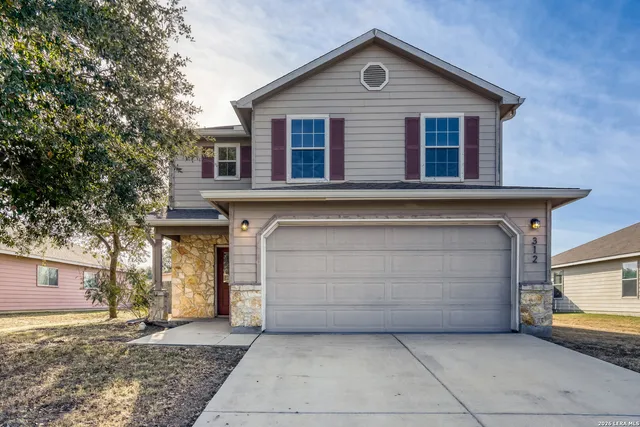 $260,000 | 312 Passerina, Selma, TX 78154