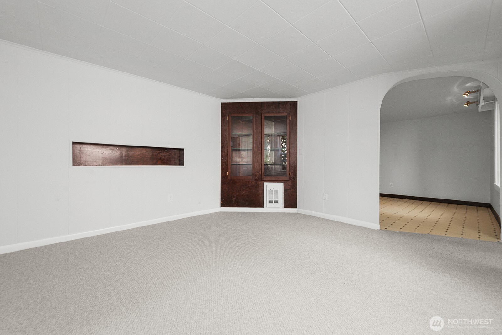 7818 Stroud Avenue North Seattle, WA 98103 - Photo 19 of 35