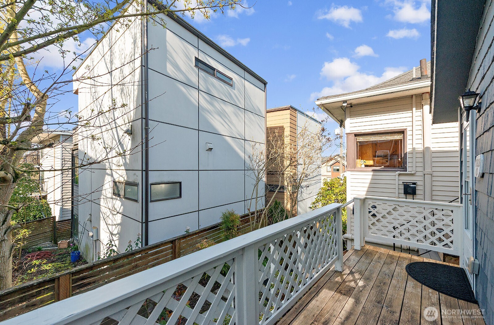 7818 Stroud Avenue North Seattle, WA 98103 - Photo 26 of 35