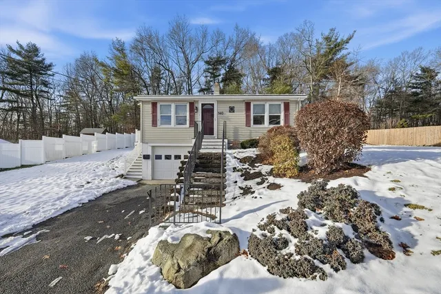 $250,000 | 140 Shearer Street, Palmer, MA 01069
