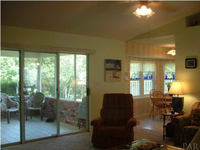 1908 Coral Island Road Pensacola, FL 32506 - Photo 7 of 20
