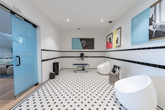 $3,000 | 650 Northeast 2nd Avenue, Unit 305, Miami, FL 33132