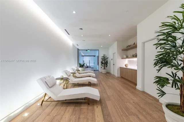 $3,000 | 650 Northeast 2nd Avenue, Unit 305, Miami, FL 33132