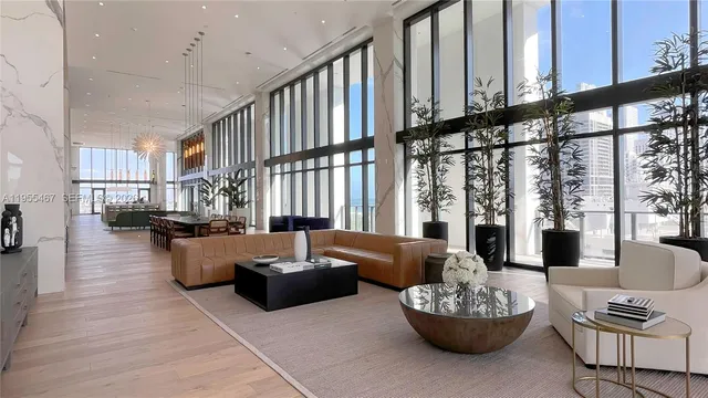 $3,000 | 650 Northeast 2nd Avenue, Unit 305, Miami, FL 33132