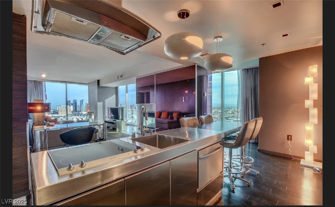 4381 West Flamingo Road, Unit 2822 Las Vegas, NV 89103 - Photo 17 of 21