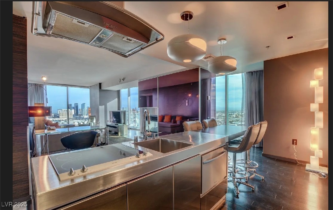 4381 West Flamingo Road, Unit 2822 Las Vegas, NV 89103 - Photo 5 of 21