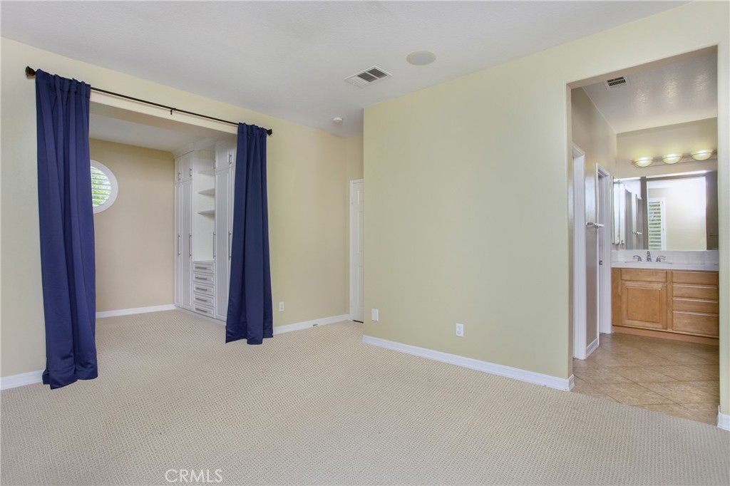 25 Thorp Spring Ladera Ranch, CA 92694 - Photo 19 of 46 Master bedroom