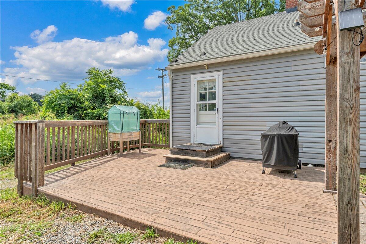 2509 Callaway Road Rocky Mount, VA 24151 - Photo 32 of 42 31-MIB03230