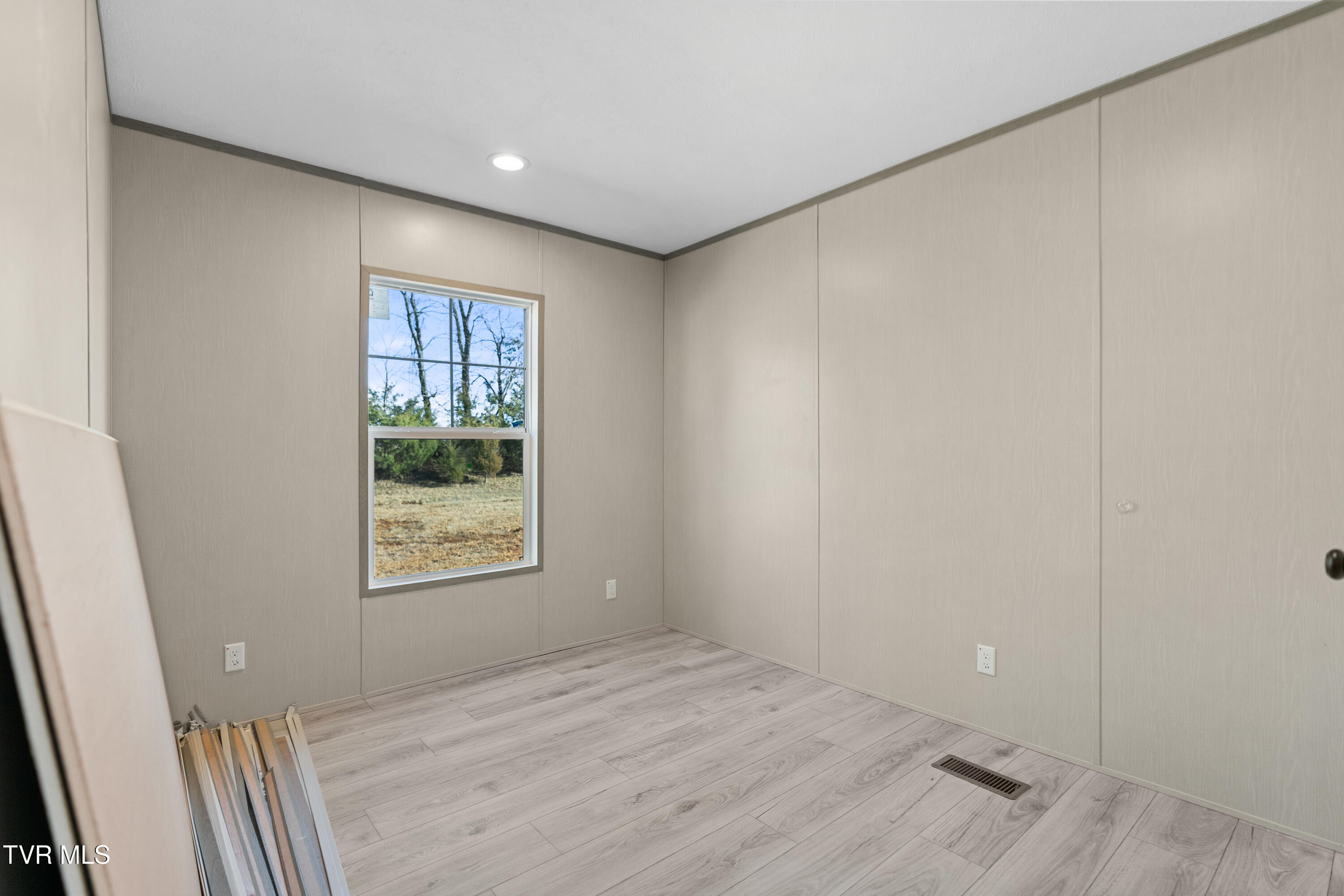 8000 Snapps Ferry Road Chuckey, TN 37641 - Photo 22 of 33 DSC08837