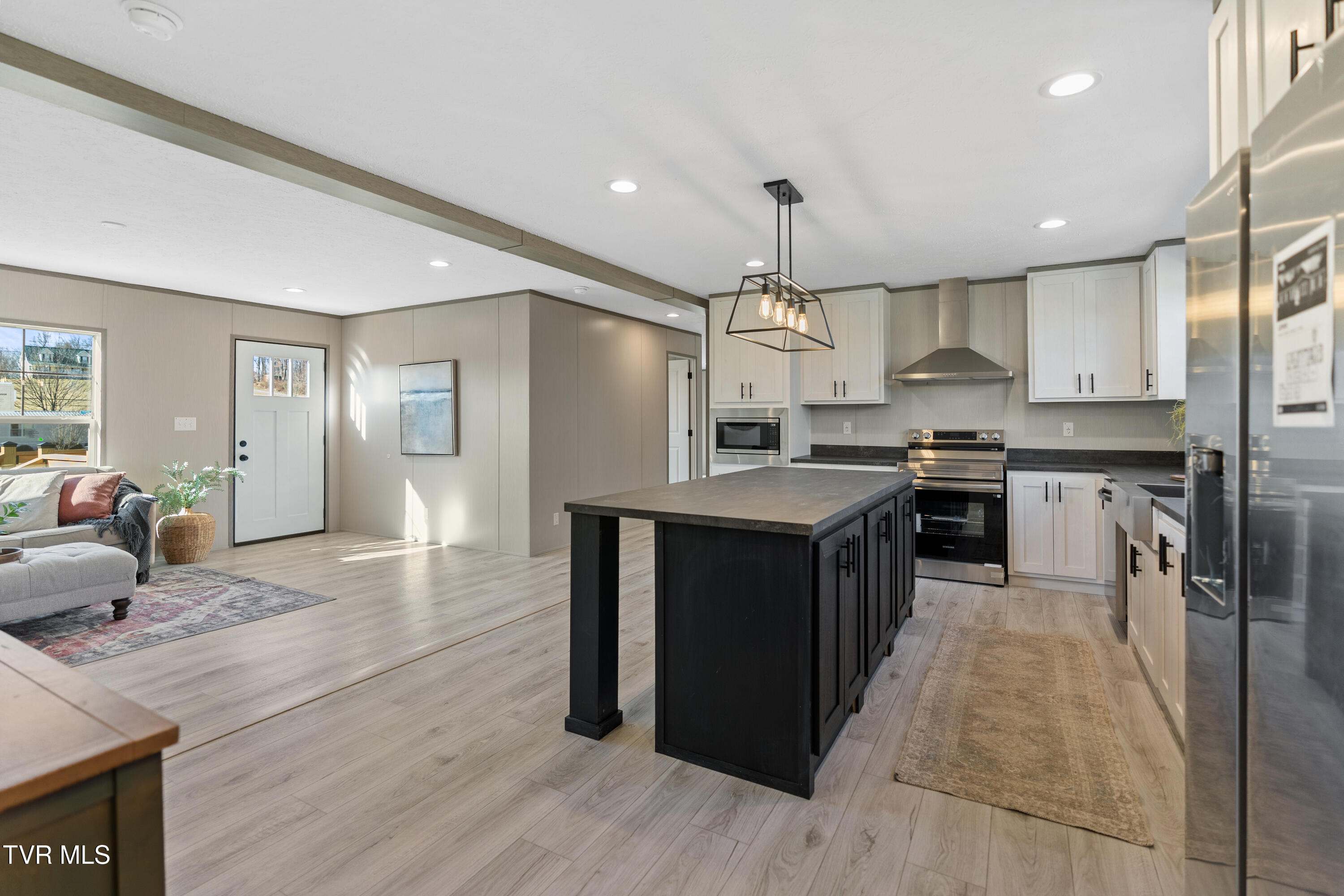 8000 Snapps Ferry Road Chuckey, TN 37641 - Photo 9 of 33 DSC08798