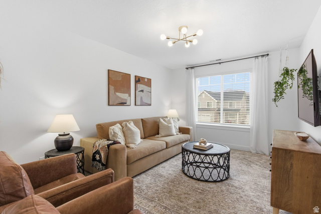 596 South Meade Street Mapleton, UT 84664 - Photo 10 of 38 View of living area
