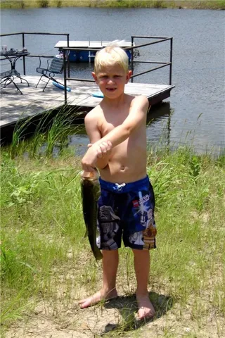 $690,000 | 102 Rd Axtell Tx 76673 Road, Mount Calm, TX 76673